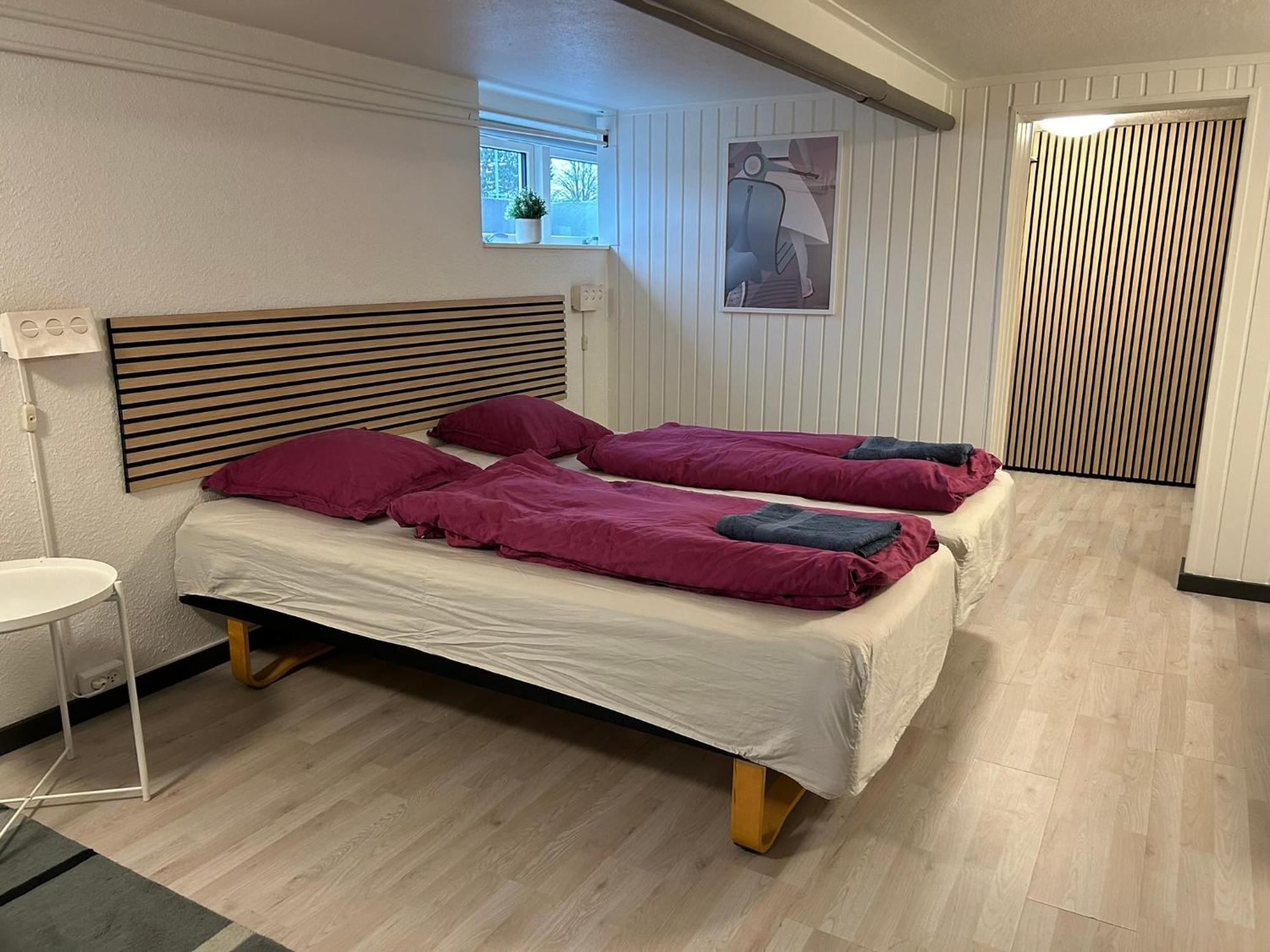 H. C. Lumbyes Vej - Kaelderlejlighed Odense Luaran gambar