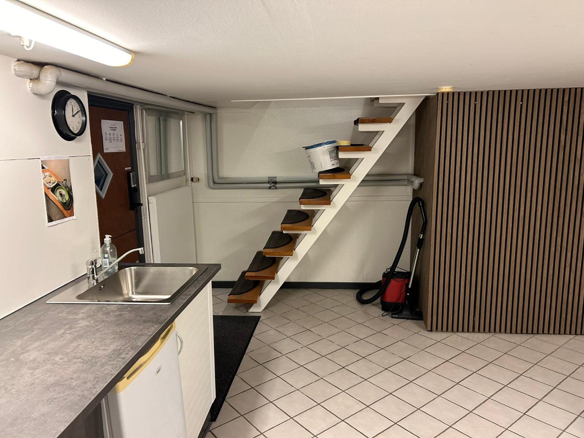 H. C. Lumbyes Vej - Kaelderlejlighed Odense Luaran gambar